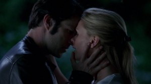 KISS-SCENE-bill-and-sookie-2914656-560-315